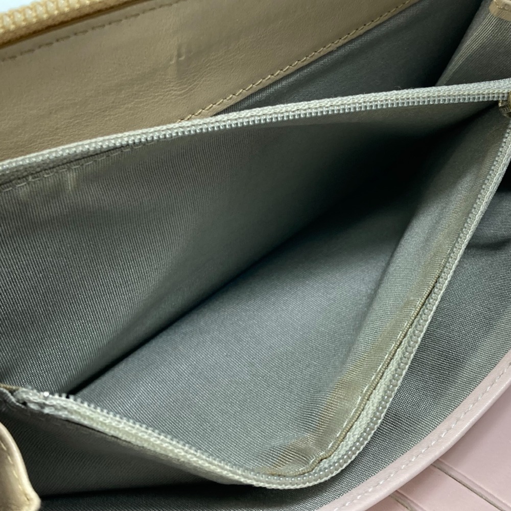 CHANEL Authentic Gold Wallet - Picture 15 of 16